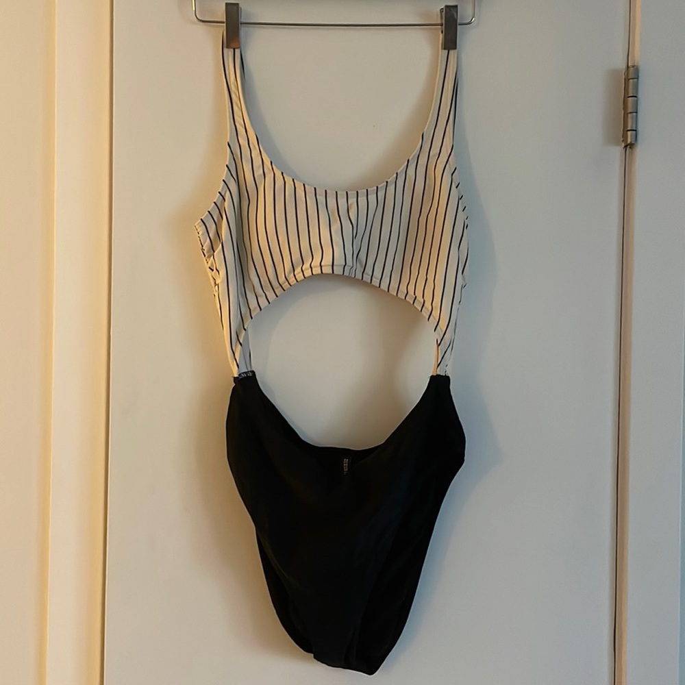 Cutout one piece